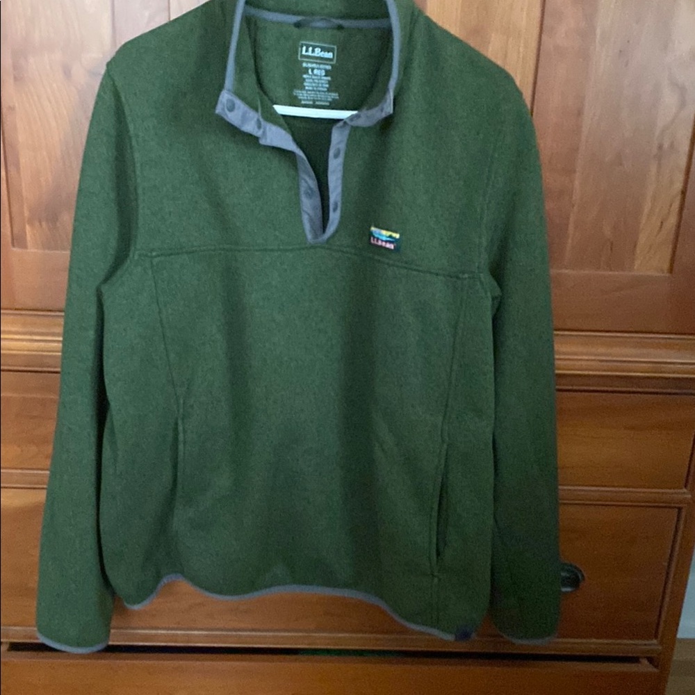 L.L. Bean Green Pullover Sweater
